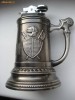 Frumoasa bricheta metalica de masa cu sigla de cavaler medieval