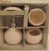 Set ideal pentru orice baie cu un design placut de culoare alba; articole baie; casa