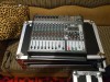 Vand mixer amplificat  Behringer 2 x 600 w pe 4 ohmi si 2x 300 pe 8 ohmi