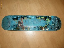skateboard Almost foto