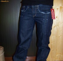 BLUGI  MODEL LEVI`S/PRODUS NOU/LIVRARE GRATUITA!