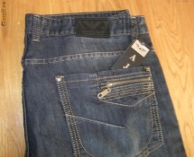 JEANS ARMANI foto