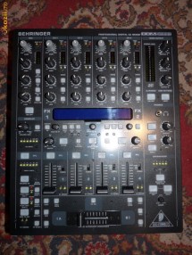 Behringer DDM 4000 foto