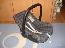 1121. Scoica Maxi Cosi 0-13kg foto