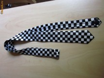 Vand cravata fashion tinereasca subtire