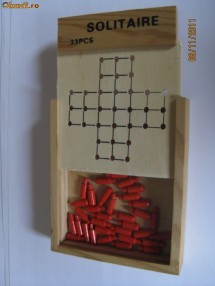JOC SOLITAIRE DIN LEMN foto