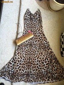 ROCHIE (ROCHII) ROBERTO CAVALLI, DE SEARA, LUNGA , SUPERBA, S-M, ANIMAL PRINT, CADOU GEANTA PLIC foto