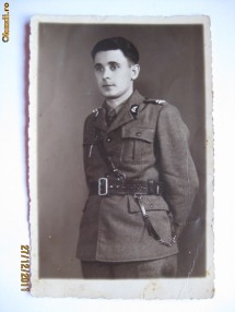 FOTOGRAFIE OFITER DIN PERIOADA INTERBELICA foto