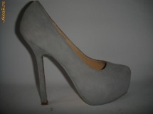 PANTOFI  YVES  SAINT  LORENT  DIN PIELE  CAMOSCIO