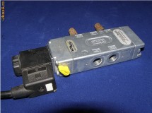 Electrovalva pneumatica cu 2 pozitii Rexroth GC-015100-3955 foto