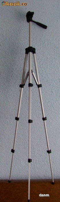 Trepied aluminiu 140 cm nou, husa, super! foto mare