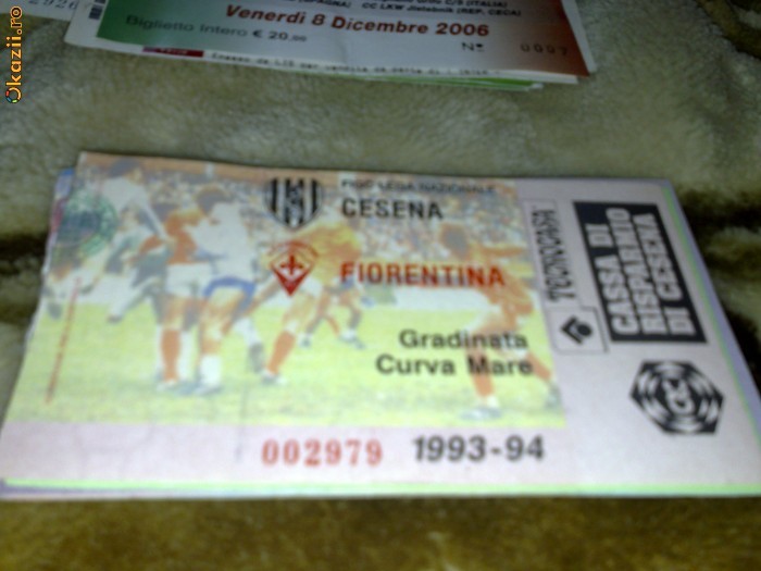 Campionat Italia - Bilet meci de fotbal - Cesena - Fiorentina - editia 1993 - 1994 foto mare