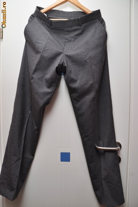 PANTALONI HUGO BOSS foto mare