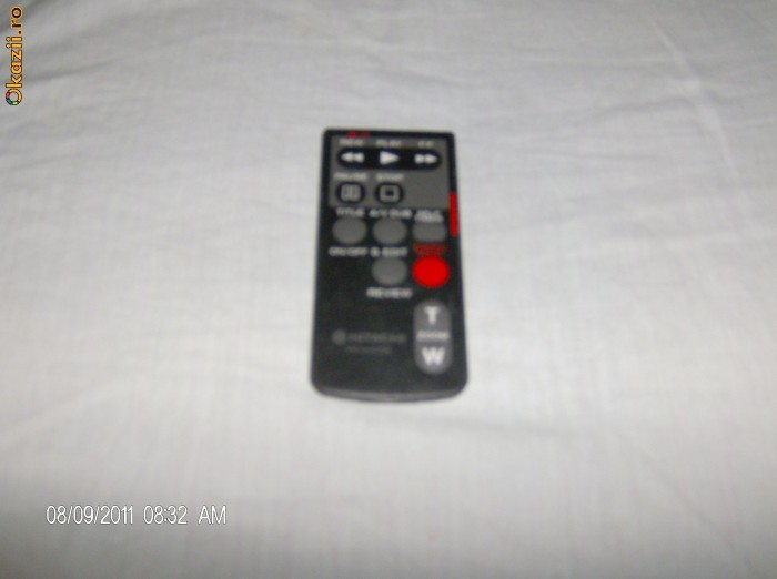 telecomanda camera hi8/8mm hitachi foto mare