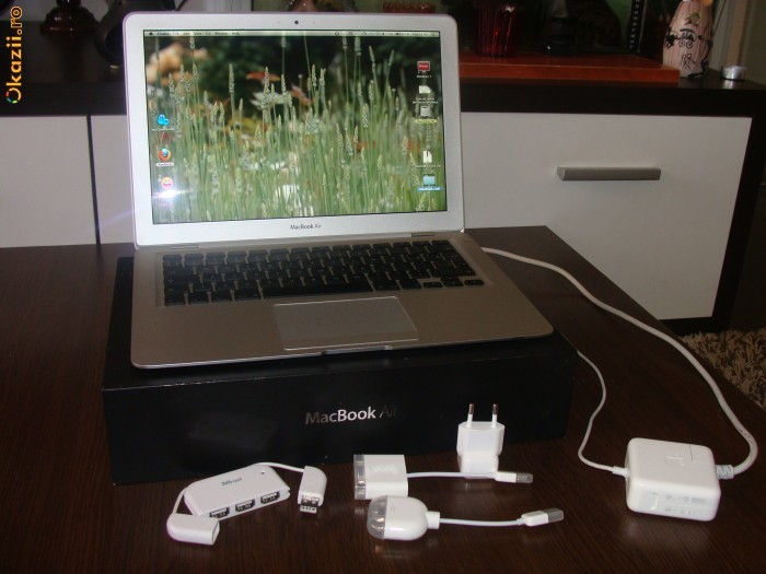 Apple MacBook Air 1.6 13 foto mare