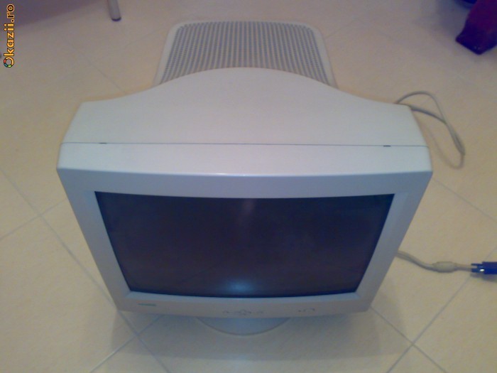 Vand monitor Fujitsu Siemens 19 inch foto mare