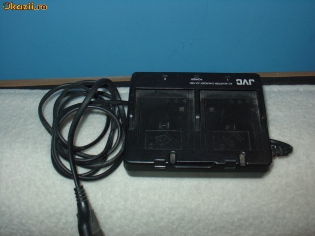 INCARCATOR JVC AA-V50 (INCARCATOR CAMERE VIDEO JVC AA-V50 )INCARCATOR DUBLU JVC PT CAMERA VIDEO JVC foto mare