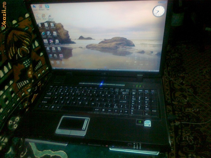 VAND LAPTOP APROAPE NOU S-AU SCHIMB CU UNUL  CU MEMORIA DDR3 +DIFERENTA  0744473379 foto mare