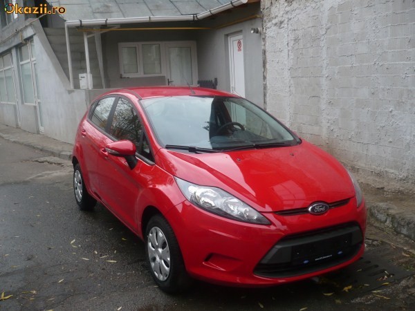 Ford Fiesta 2011 foto mare