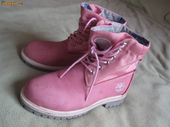Bocanci Timberland marime 39-model deosebit foto mare
