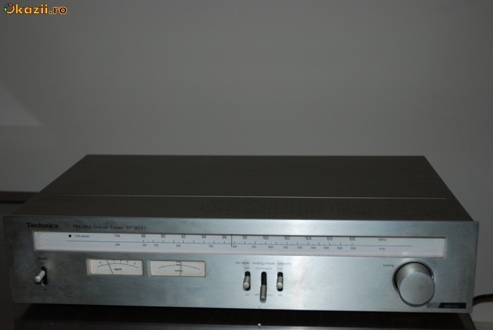 Tuner Technics ST 9031 vintage argintiu, superb foto mare
