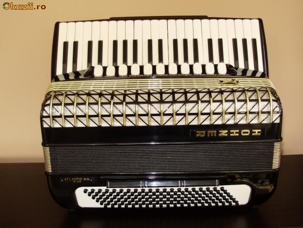 Vand Acordeon Hohner Atlantic 4 de lux foto mare