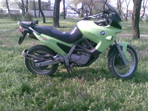 Motocicleta BMW F650 foto mare