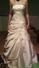 rochie de mireasa originala nou-nouta, model avangardist