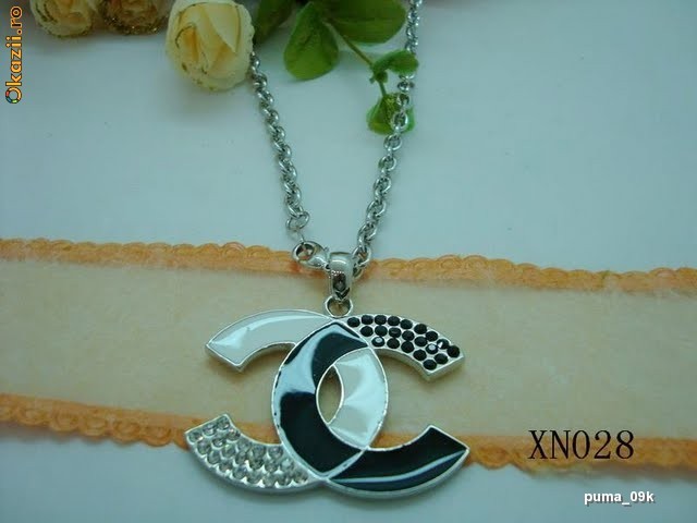 Lantisor Lant Chanel foto mare