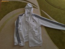 Hanorac Adidas NOU nefolosit pret de fabrica !!! foto
