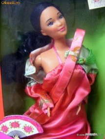 Korean Barbie 1987 - din superba serie Dolls Of The World! foto