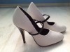 Pantofi eleganti din piele stantata alba