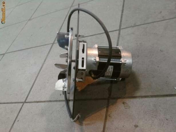 VENTILATOR PENTRU CAZAN, CENTRALA JUNKERS, BOSCH, FERROLI, DAKON, ATMOS, MEGATHERM, BUDERUS, UCJ4C52, UCJ4C82 foto mare VENTILATOR PENTRU CAZAN, CENTRALA JUNKERS, BOSCH, FERROLI, DAKON, ATMOS, MEGATHERM, BUDERUS, UCJ4C52, UCJ4C82 foto mare