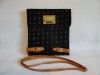 OFERTA Poseta Geanta de umar catifea Louis Vuitton neagra cu bretea maro Gentuta tip postas Louis Vuitton Made in Italy Borseta Produs / Model Nou